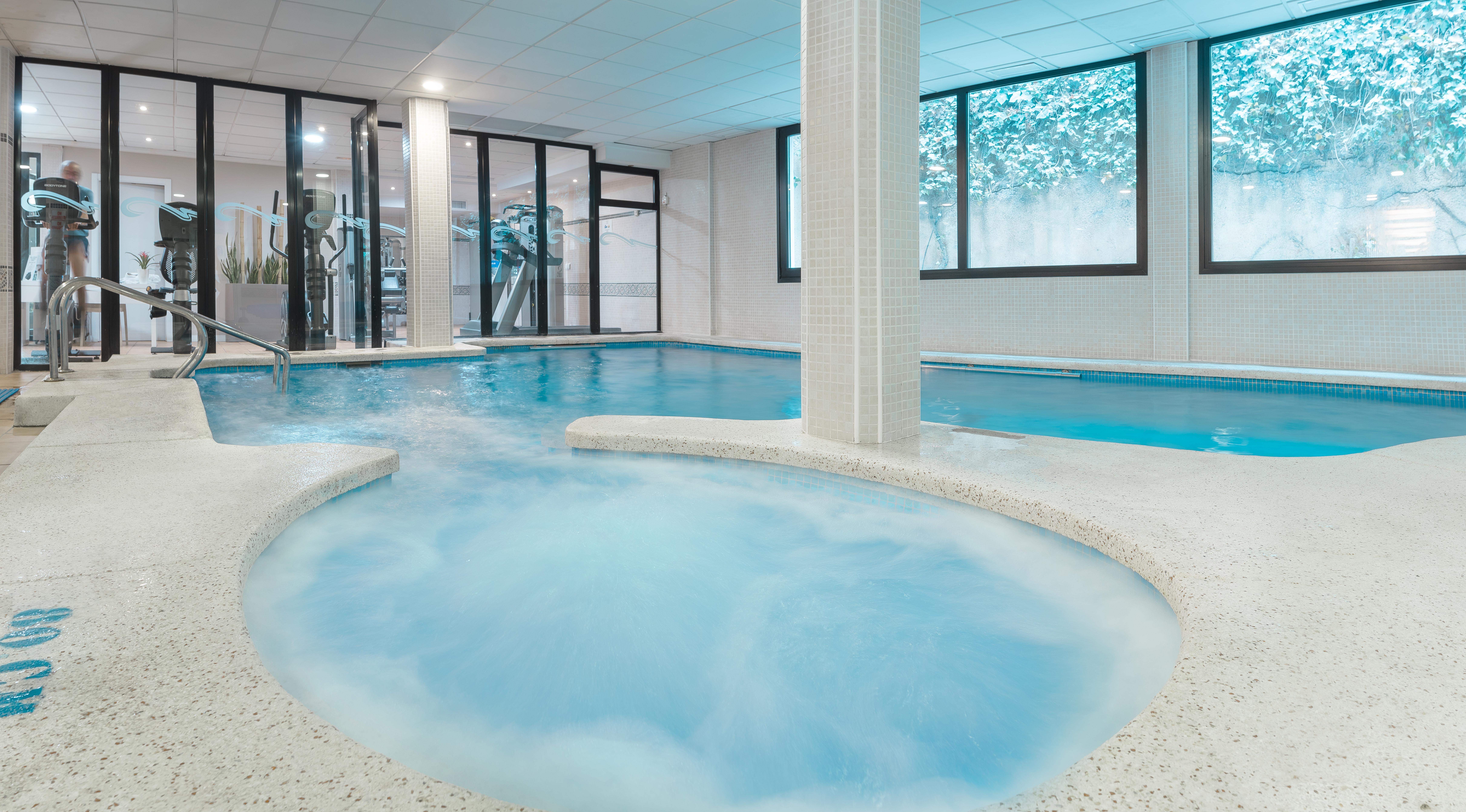 Hotel Rh Corona Del Mar 4* Sup Бенидорм Екстериор снимка