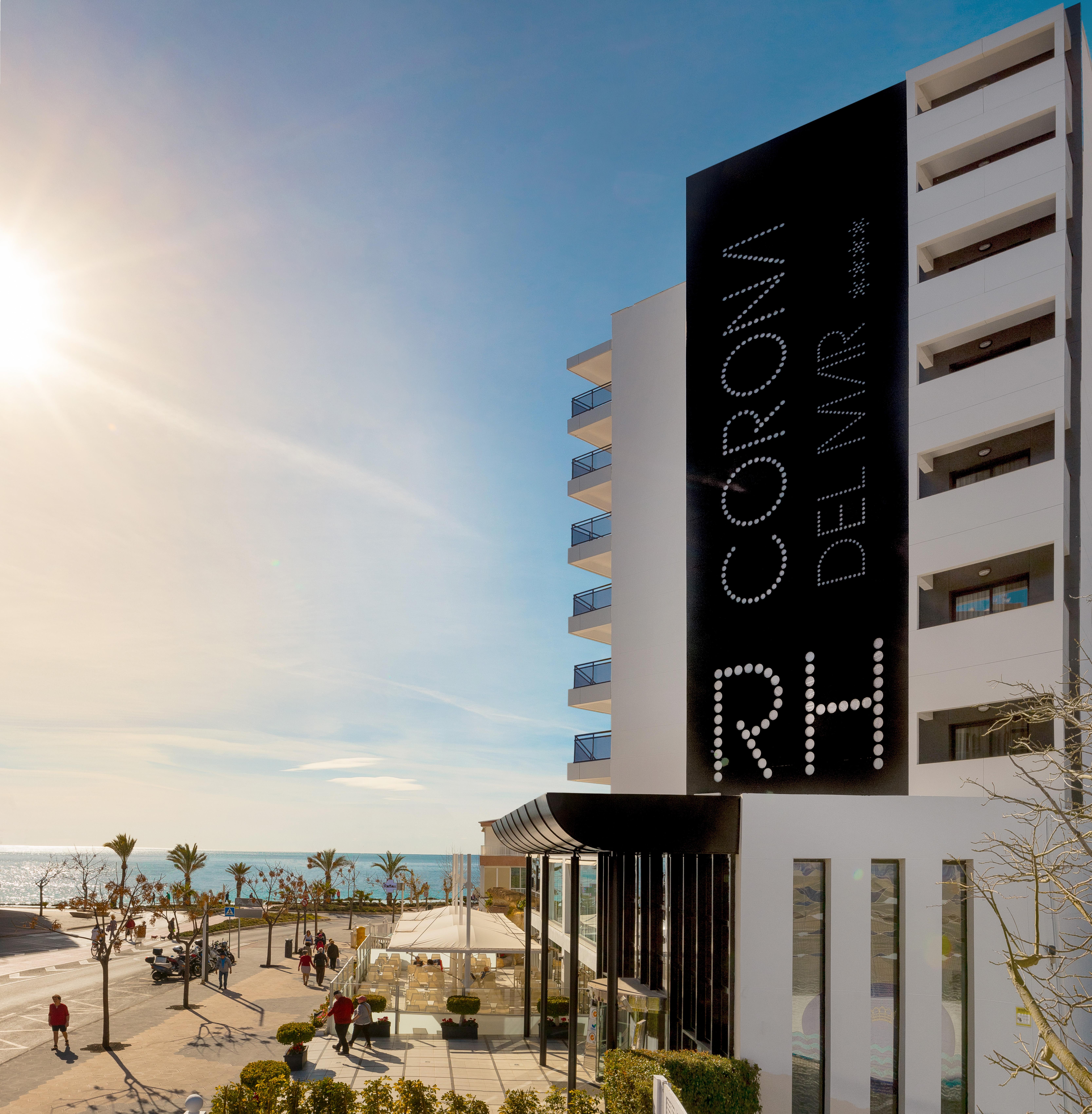 Hotel Rh Corona Del Mar 4* Sup Бенидорм Екстериор снимка