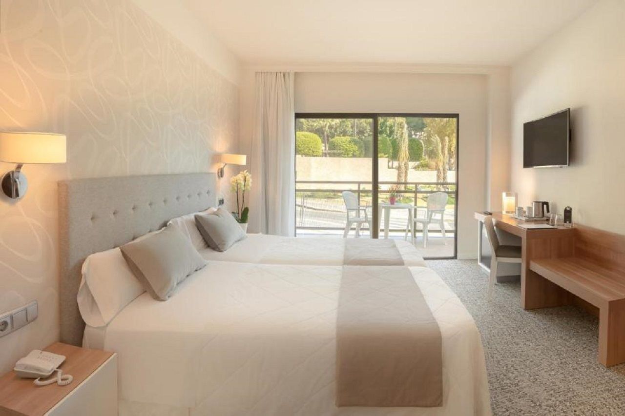 Hotel Rh Corona Del Mar 4* Sup Бенидорм Екстериор снимка